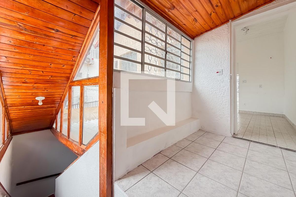 Casa, 4 quartos, 240 m² - Foto 22