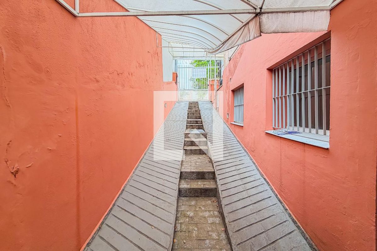 Casa, 4 quartos, 240 m² - Foto 51