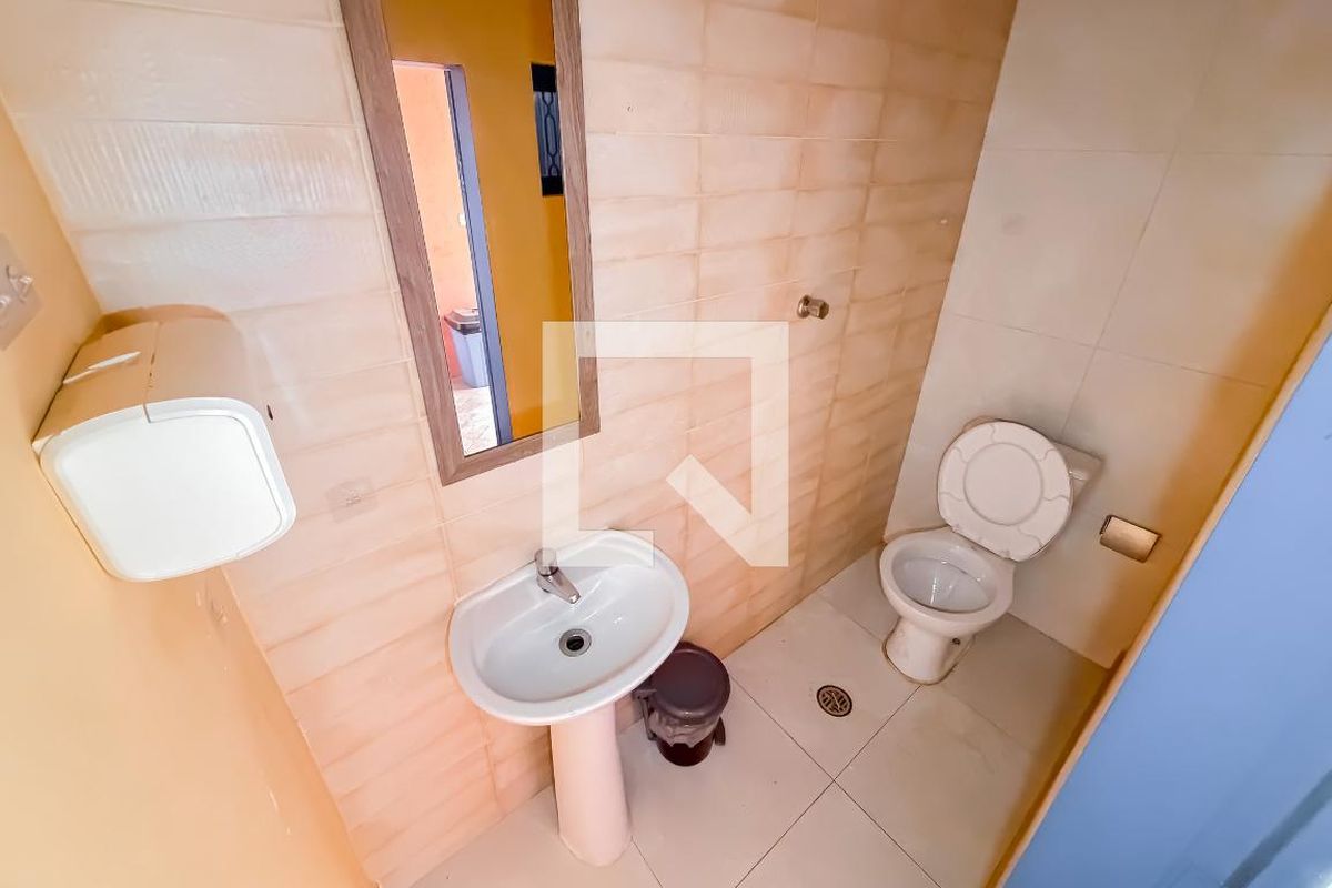 Casa, 4 quartos, 240 m² - Foto 44
