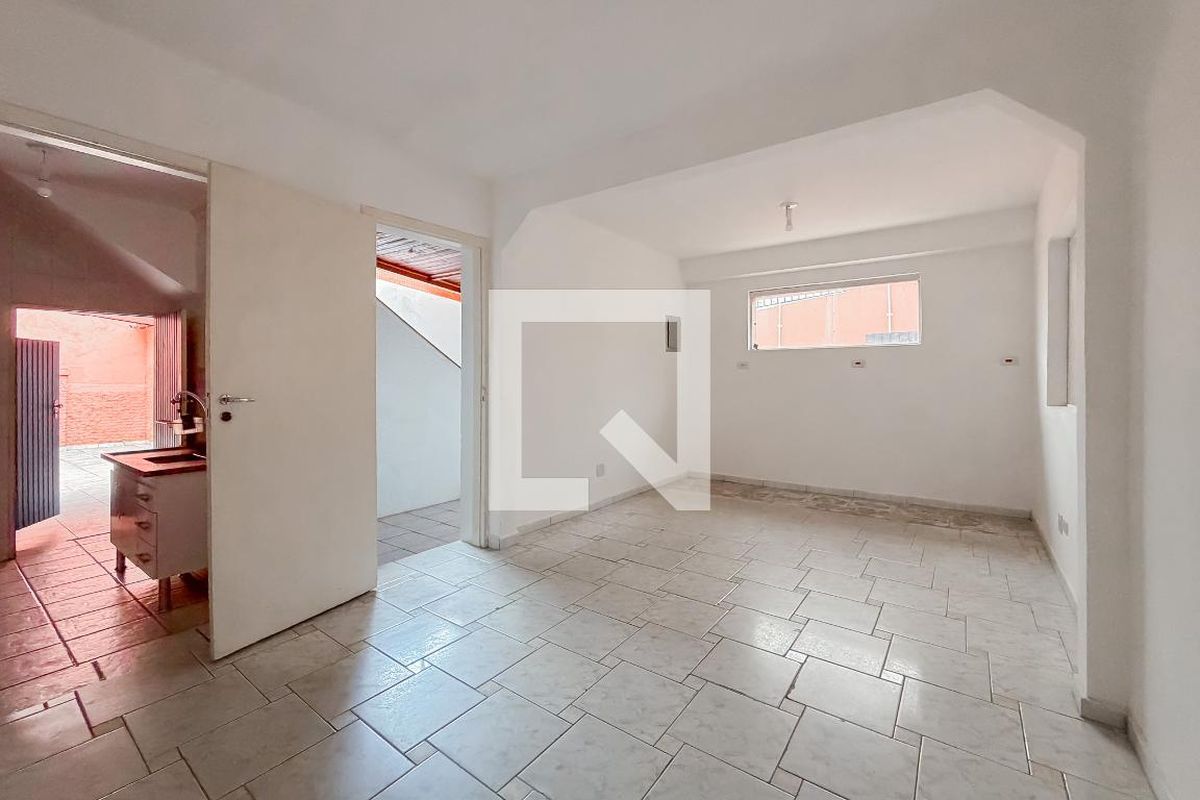 Casa, 4 quartos, 240 m² - Foto 27