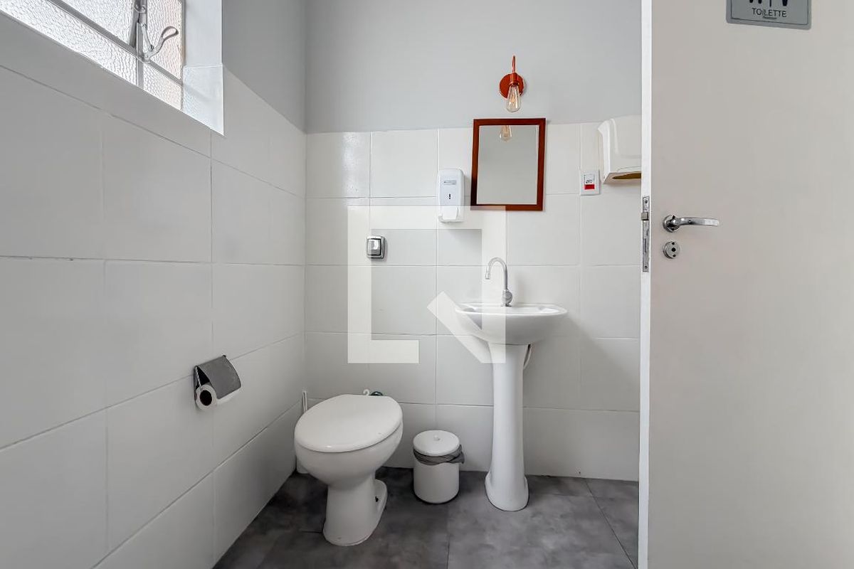Casa, 4 quartos, 240 m² - Foto 19