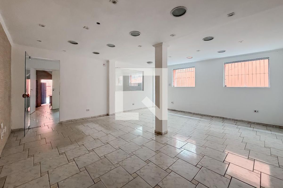Casa, 4 quartos, 240 m² - Foto 33