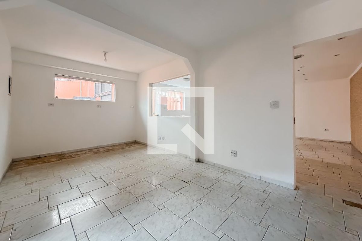 Casa, 4 quartos, 240 m² - Foto 26