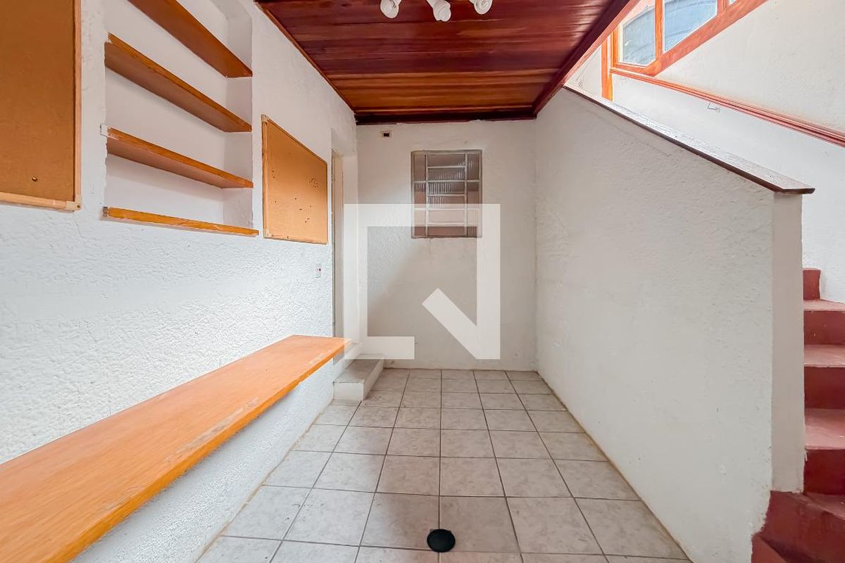 Casa, 4 quartos, 240 m² - Foto 25