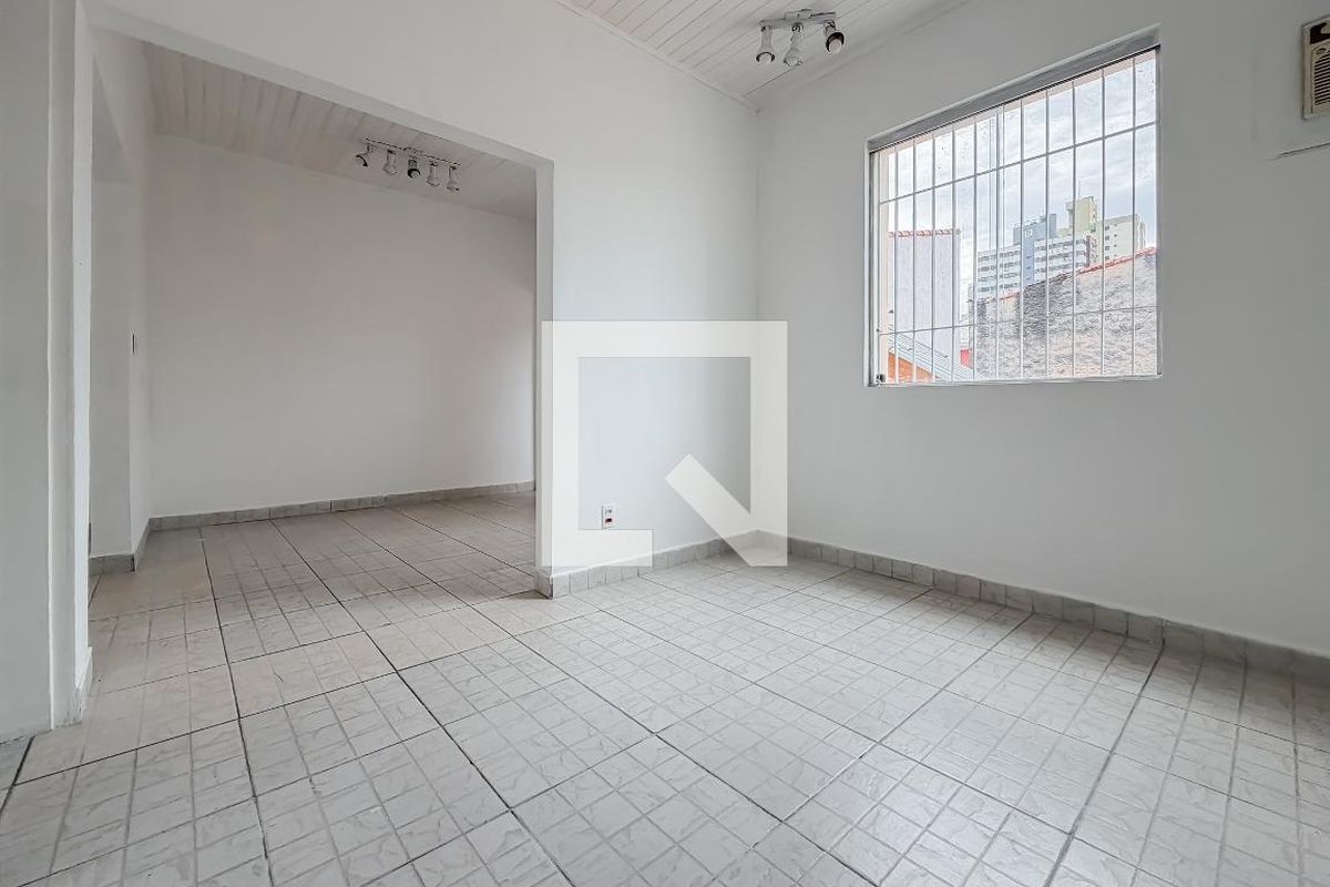 Casa, 4 quartos, 240 m² - Foto 17