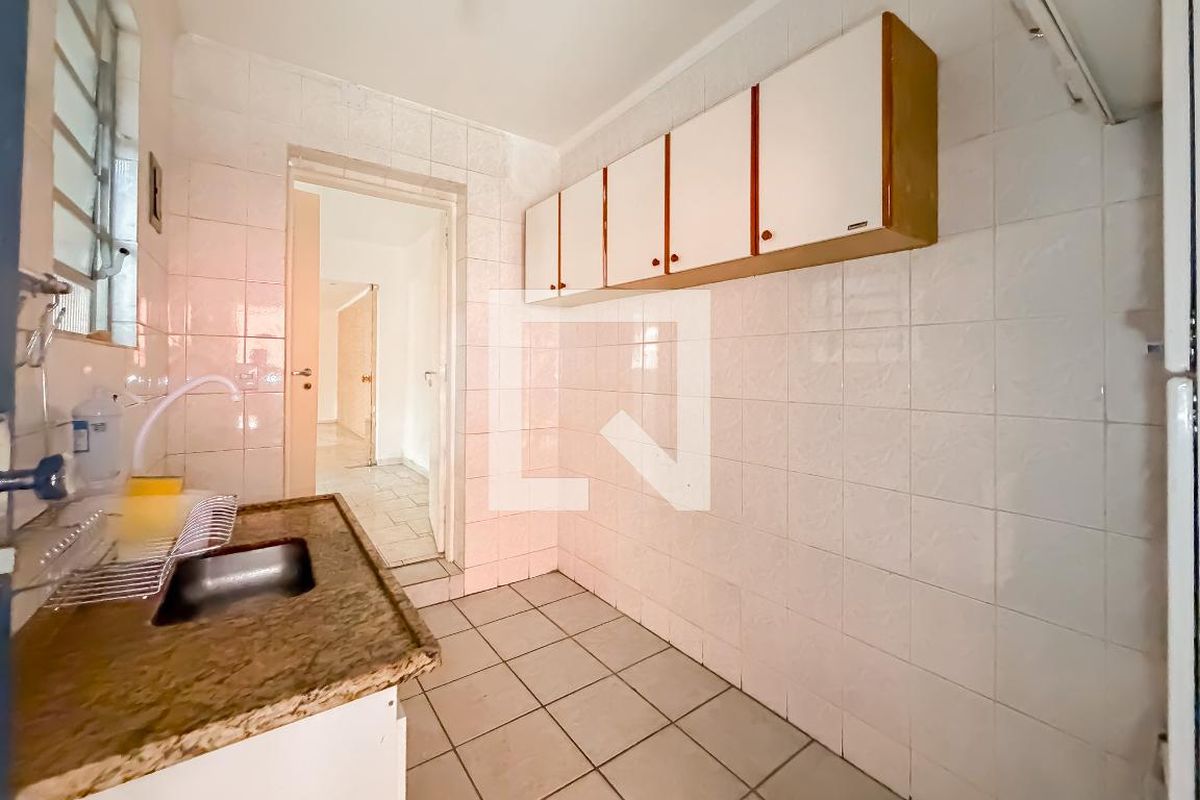 Casa, 4 quartos, 240 m² - Foto 36