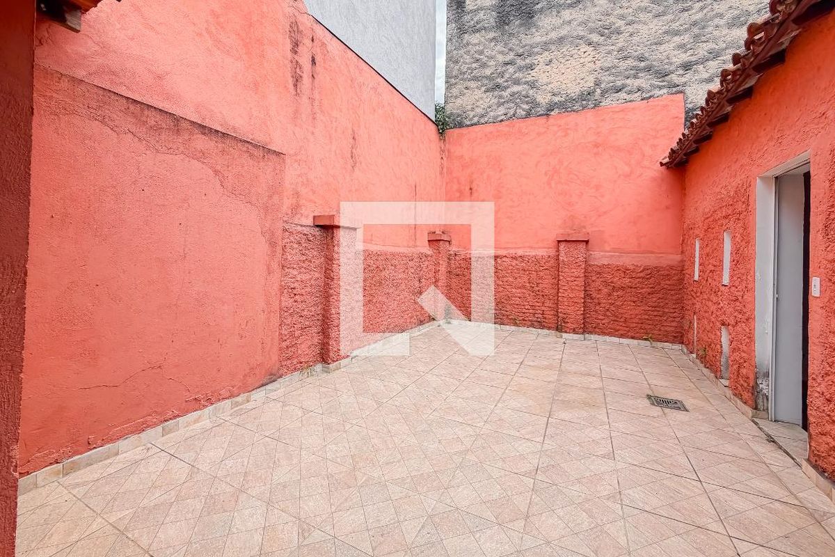 Casa, 4 quartos, 240 m² - Foto 41