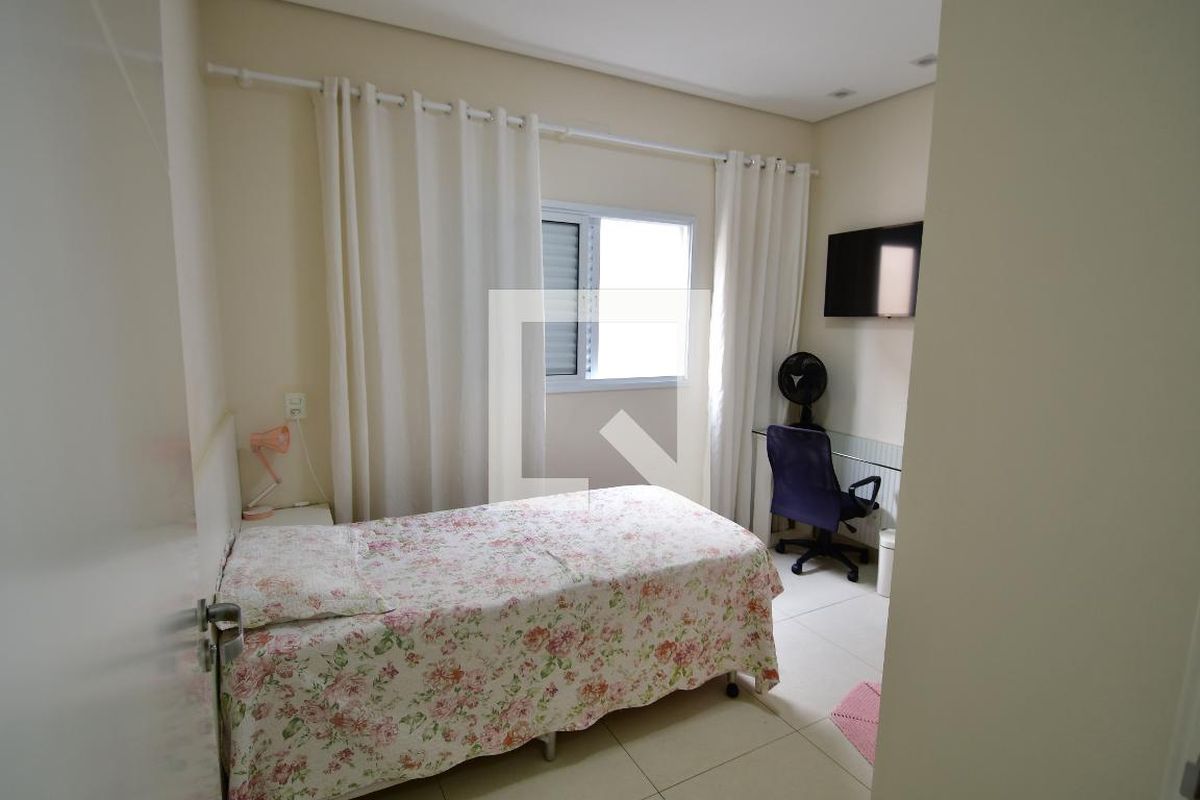 Casa à Venda - Taquaral, 4 Quartos,  250 m2 em , Campinas - sp | SoloBR