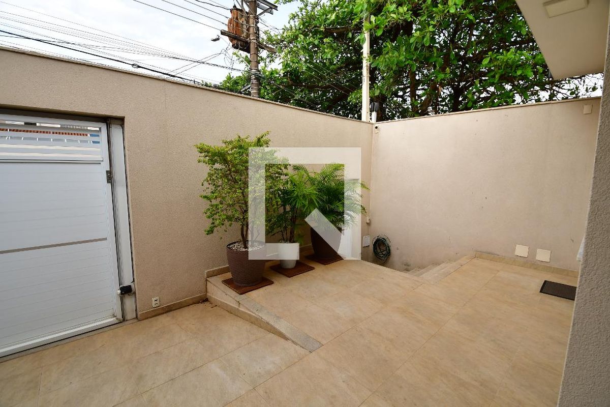 Casa à Venda - Taquaral, 4 Quartos,  250 m2 em , Campinas - sp | SoloBR