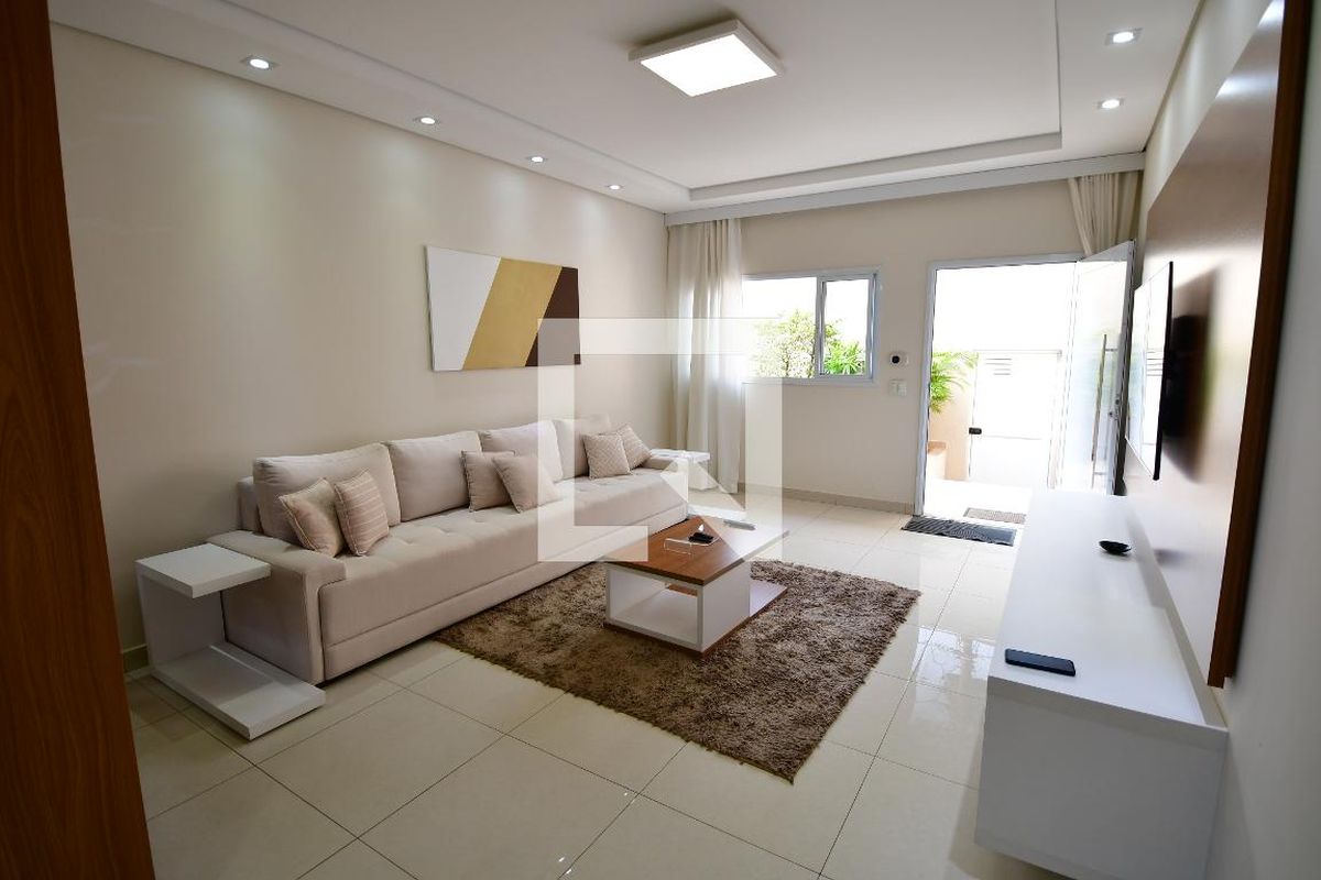 Casa à Venda - Taquaral, 4 Quartos,  250 m2 em , Campinas - sp | SoloBR