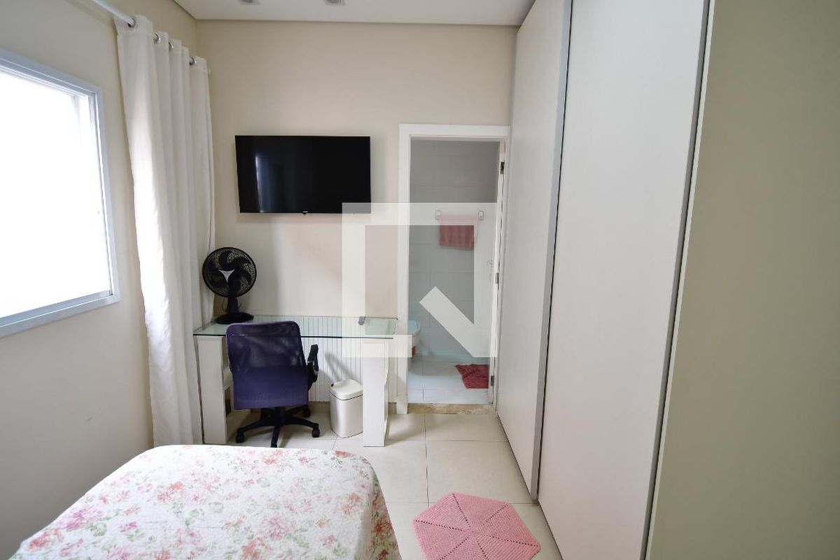 Casa à Venda - Taquaral, 4 Quartos,  250 m2 em , Campinas - sp | SoloBR