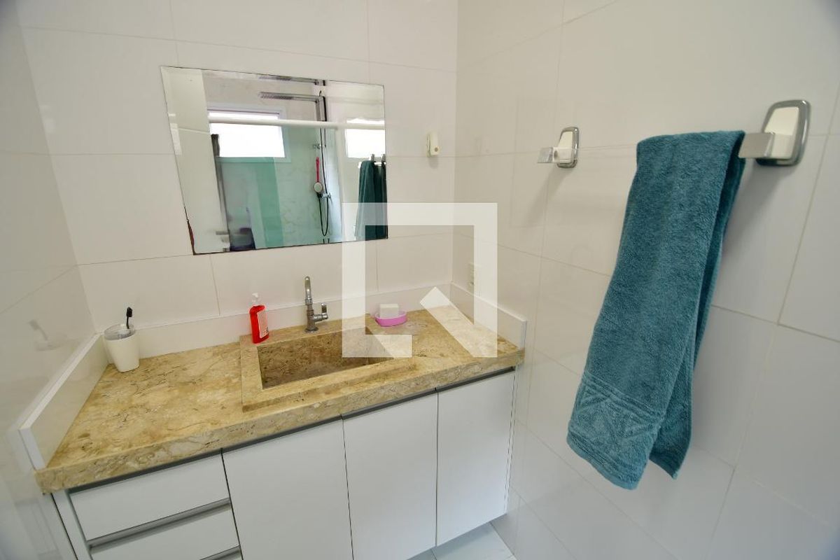 Casa à Venda - Taquaral, 4 Quartos,  250 m2 em , Campinas - sp | SoloBR