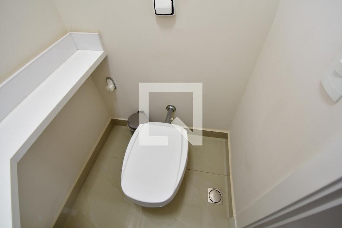 Casa à Venda - Taquaral, 4 Quartos,  250 m2 em , Campinas - sp | SoloBR