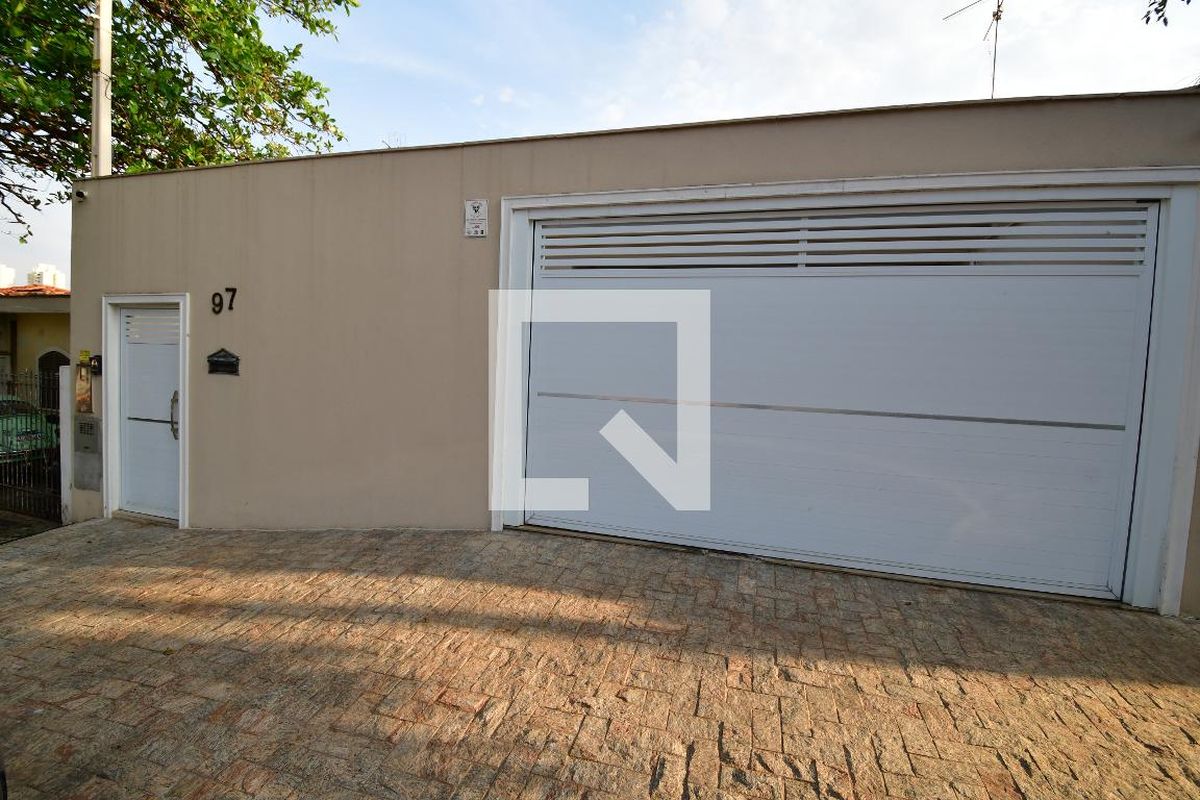 Casa à Venda - Taquaral, 4 Quartos,  250 m2 em , Campinas - sp | SoloBR