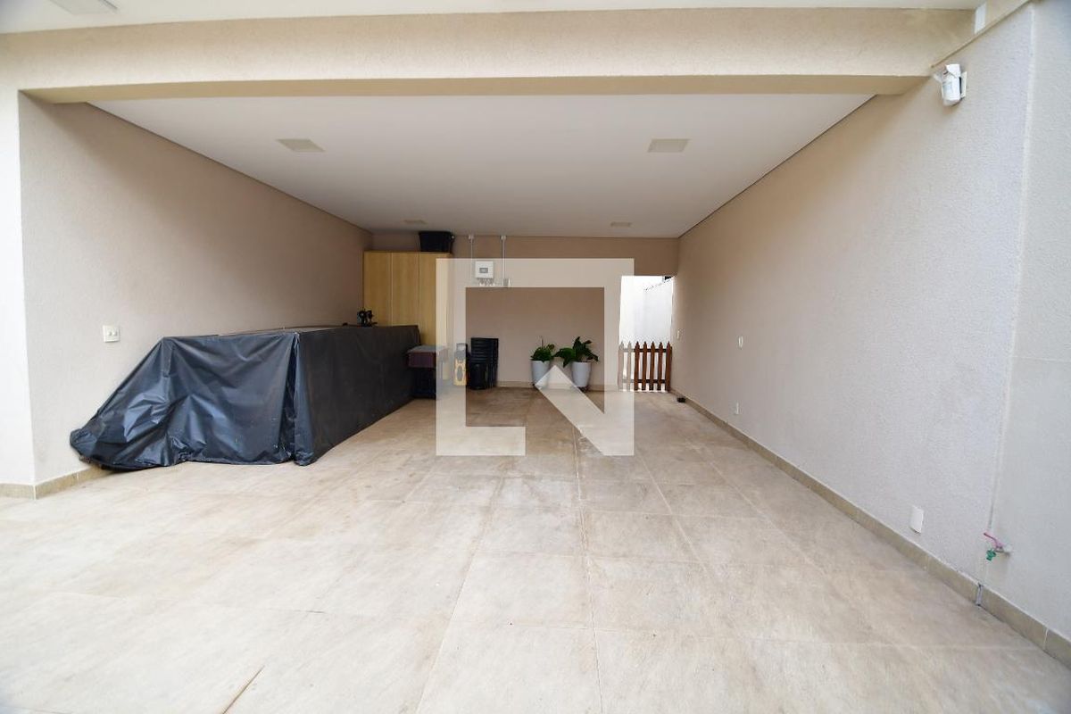 Casa à Venda - Taquaral, 4 Quartos,  250 m2 em , Campinas - sp | SoloBR