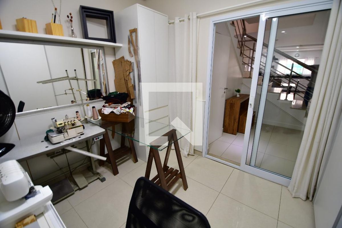 Casa à Venda - Taquaral, 4 Quartos,  250 m2 em , Campinas - sp | SoloBR