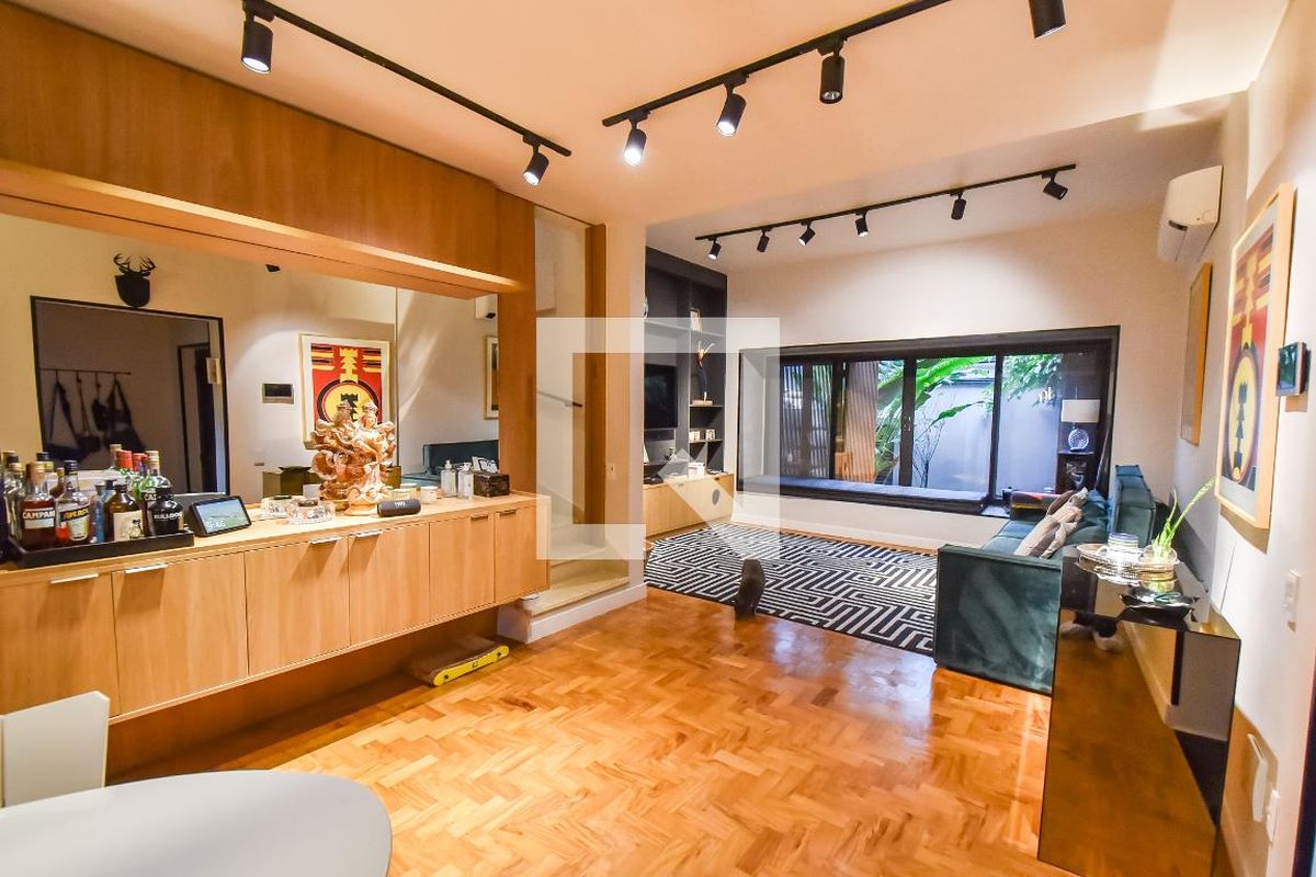 Casa, 4 quartos, 256 m² - Foto 1