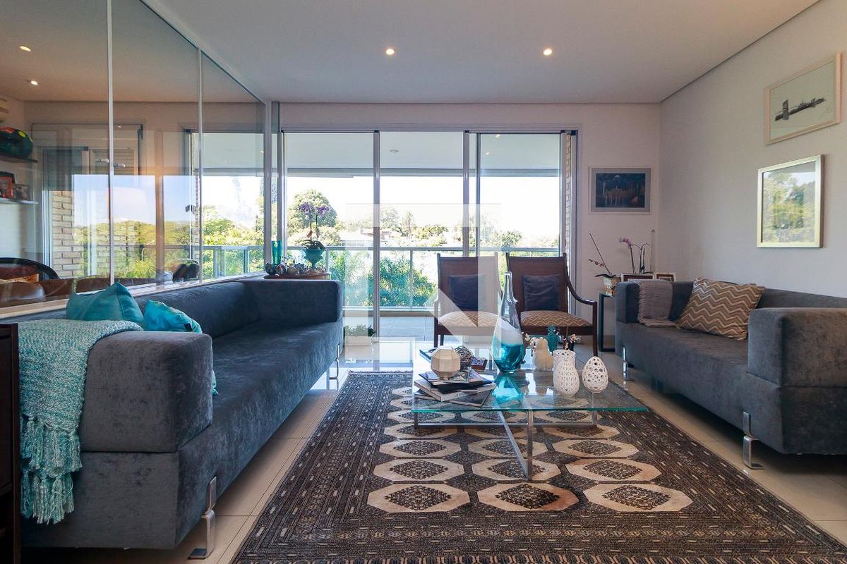 Apartamento, 3 quartos, 152 m² - Foto 2