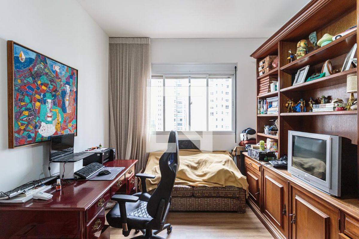 Apartamento, 4 quartos, 244 m² - Foto 15