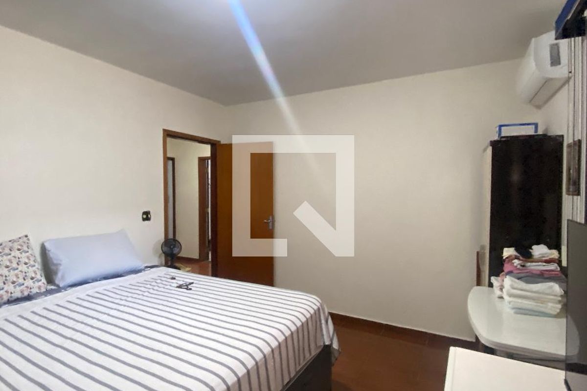 Casa, 2 quartos, 300 m² - Foto 16