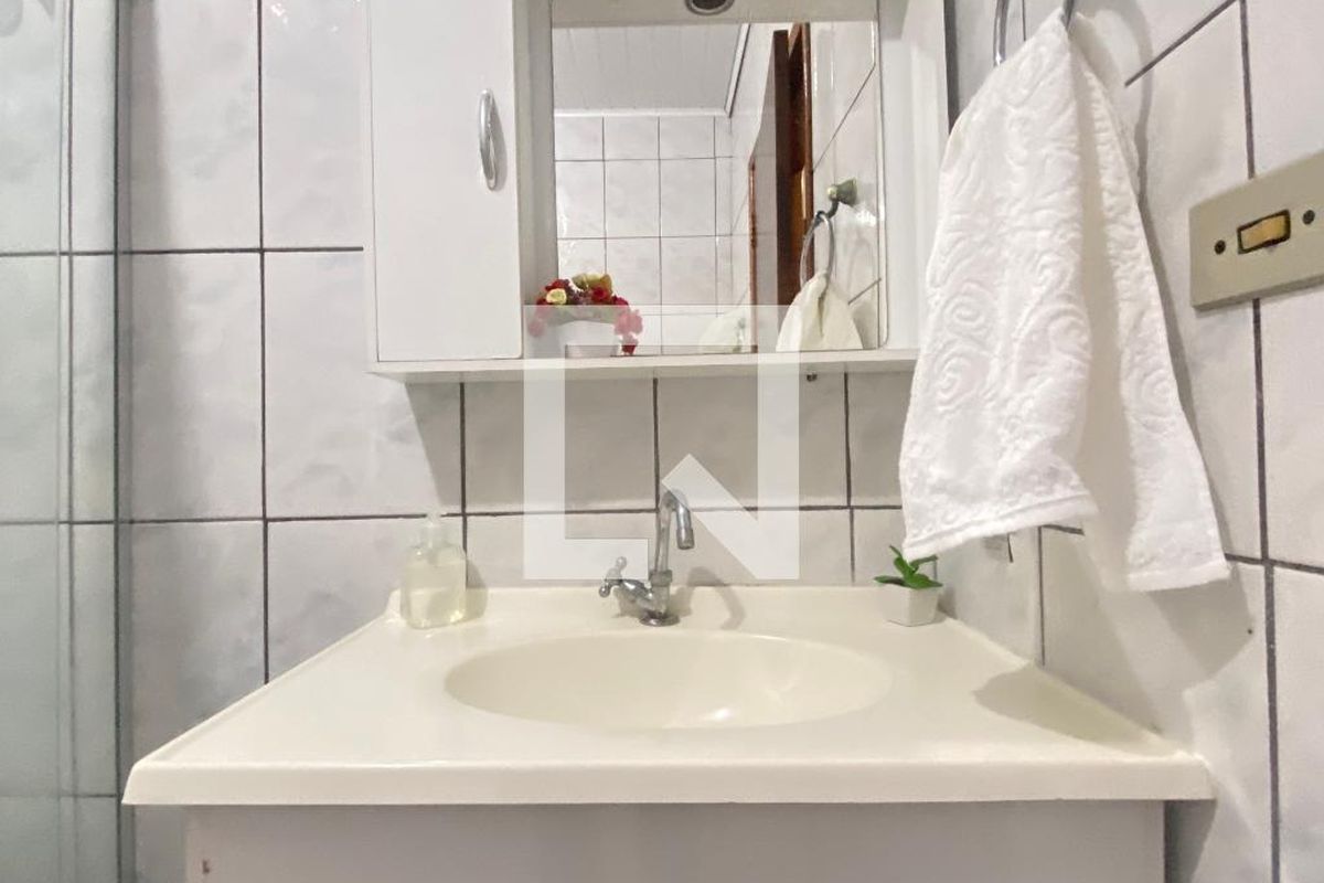 Casa, 2 quartos, 300 m² - Foto 27
