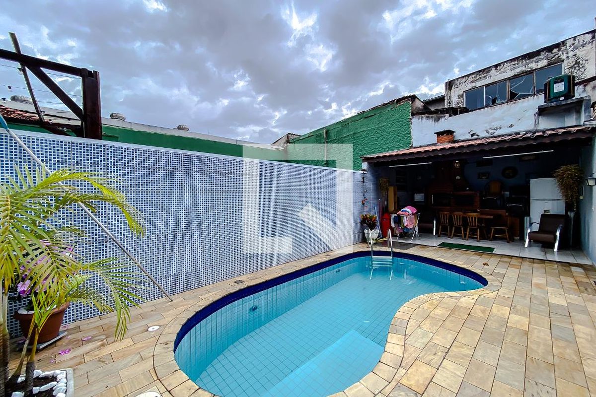 Casa, 3 quartos, 180 m² - Foto 68
