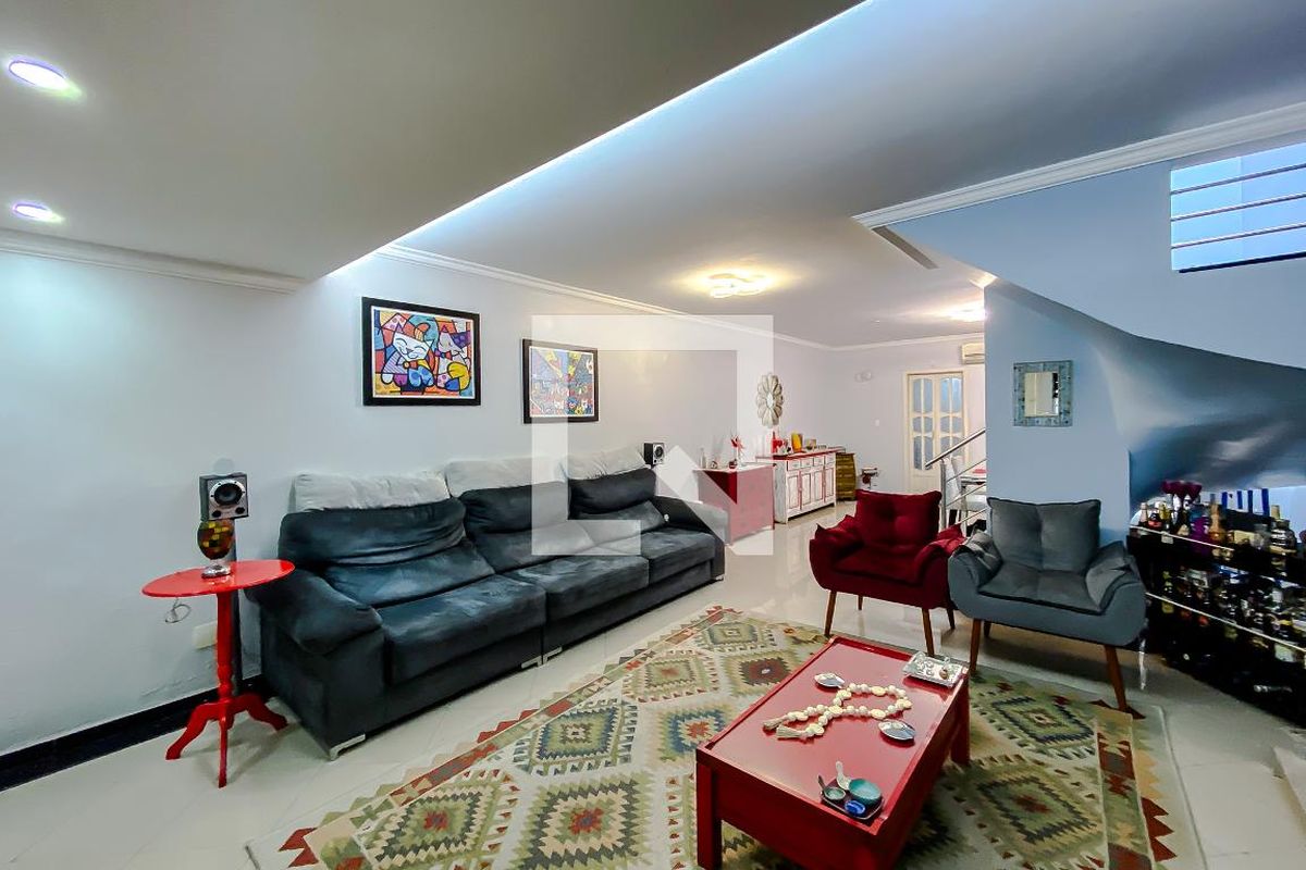 Casa, 3 quartos, 180 m² - Foto 2