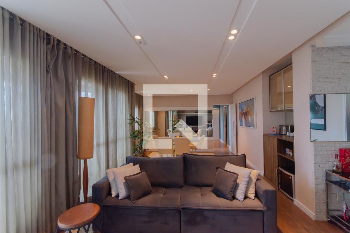 Apartamento, 3 quartos, 130 m² - Foto 2