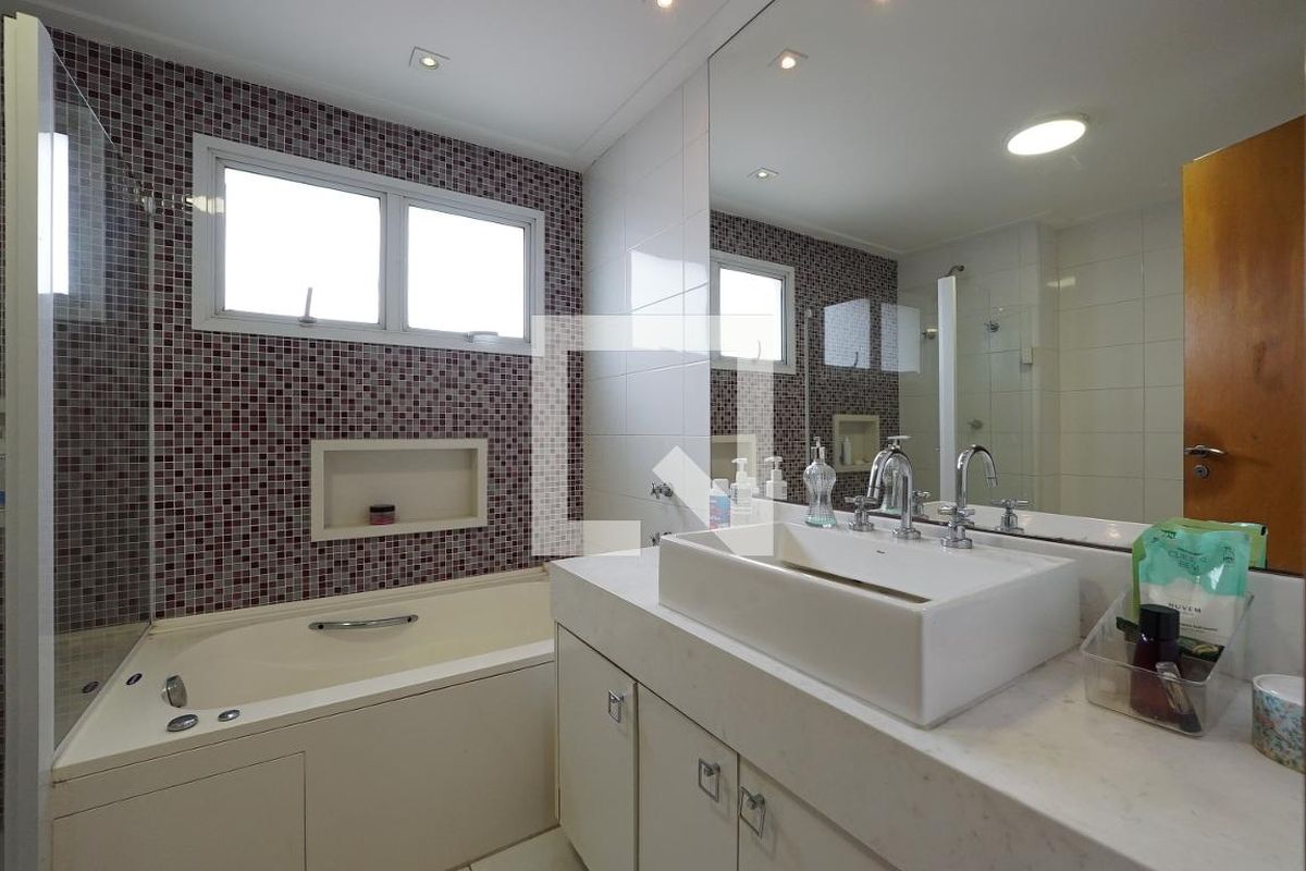 Apartamento, 3 quartos, 213 m² - Foto 40