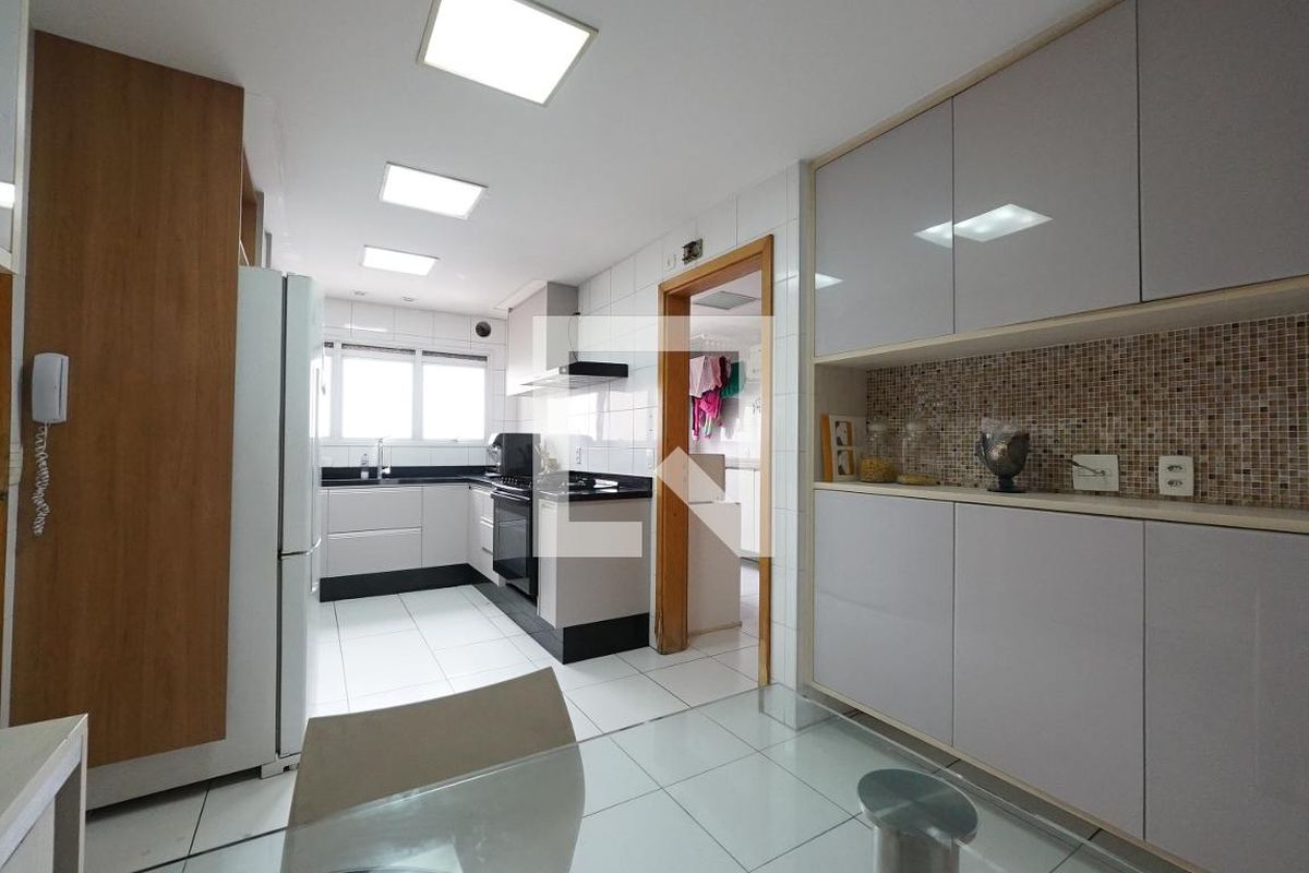 Apartamento, 3 quartos, 213 m² - Foto 49