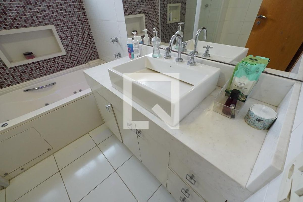Apartamento, 3 quartos, 213 m² - Foto 42