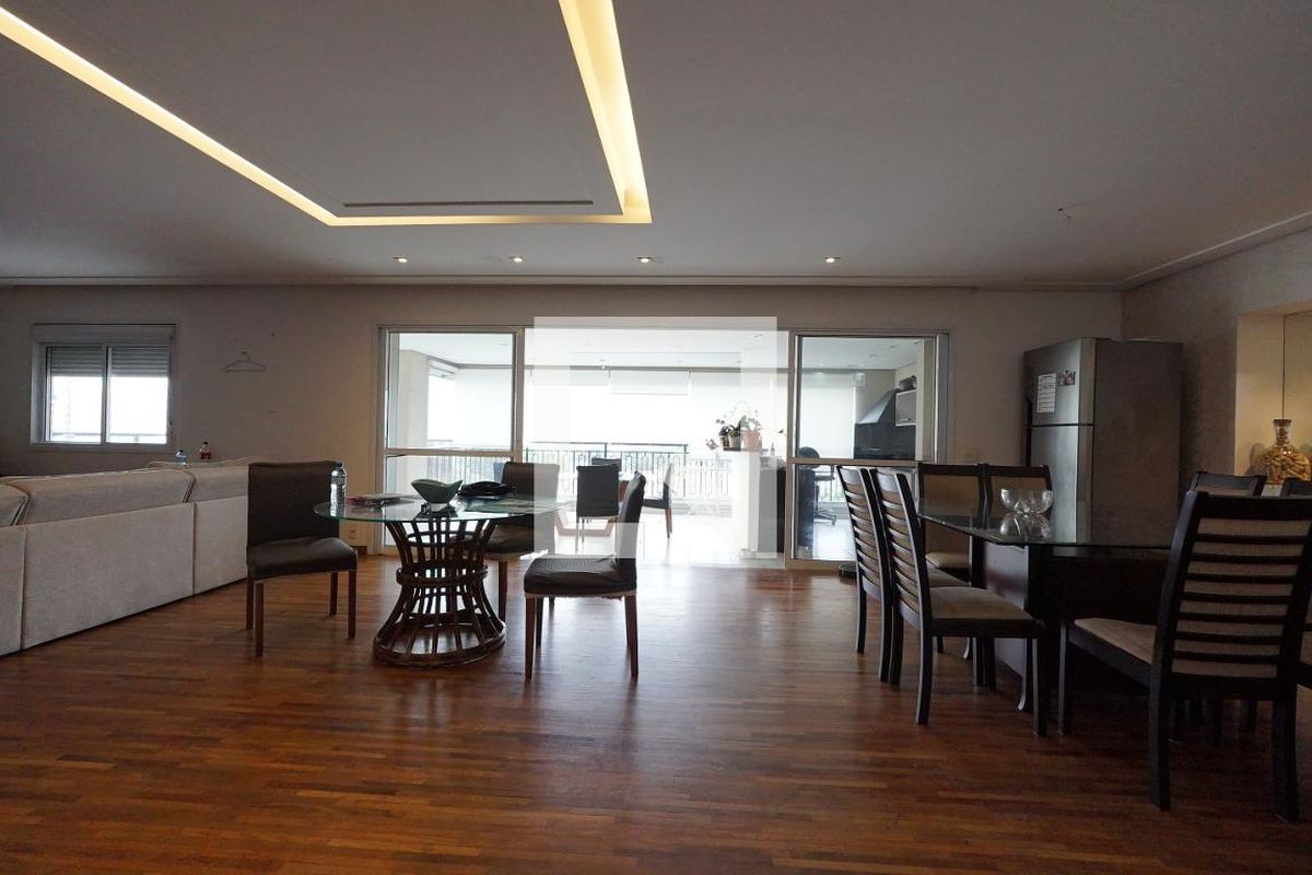 Apartamento, 3 quartos, 213 m² - Foto 3