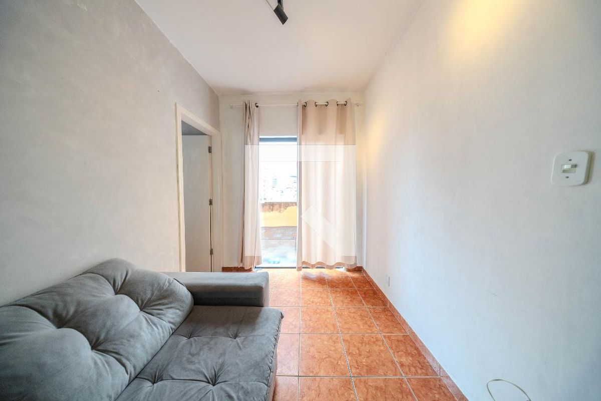 Apartamento, 1 quarto, 70 m² - Foto 2