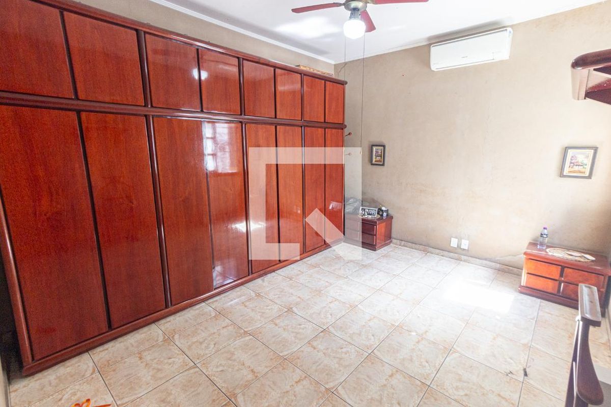 Casa, 3 quartos, 170 m² - Foto 23