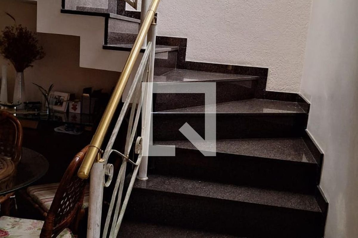 Casa, 4 quartos, 240 m² - Foto 19