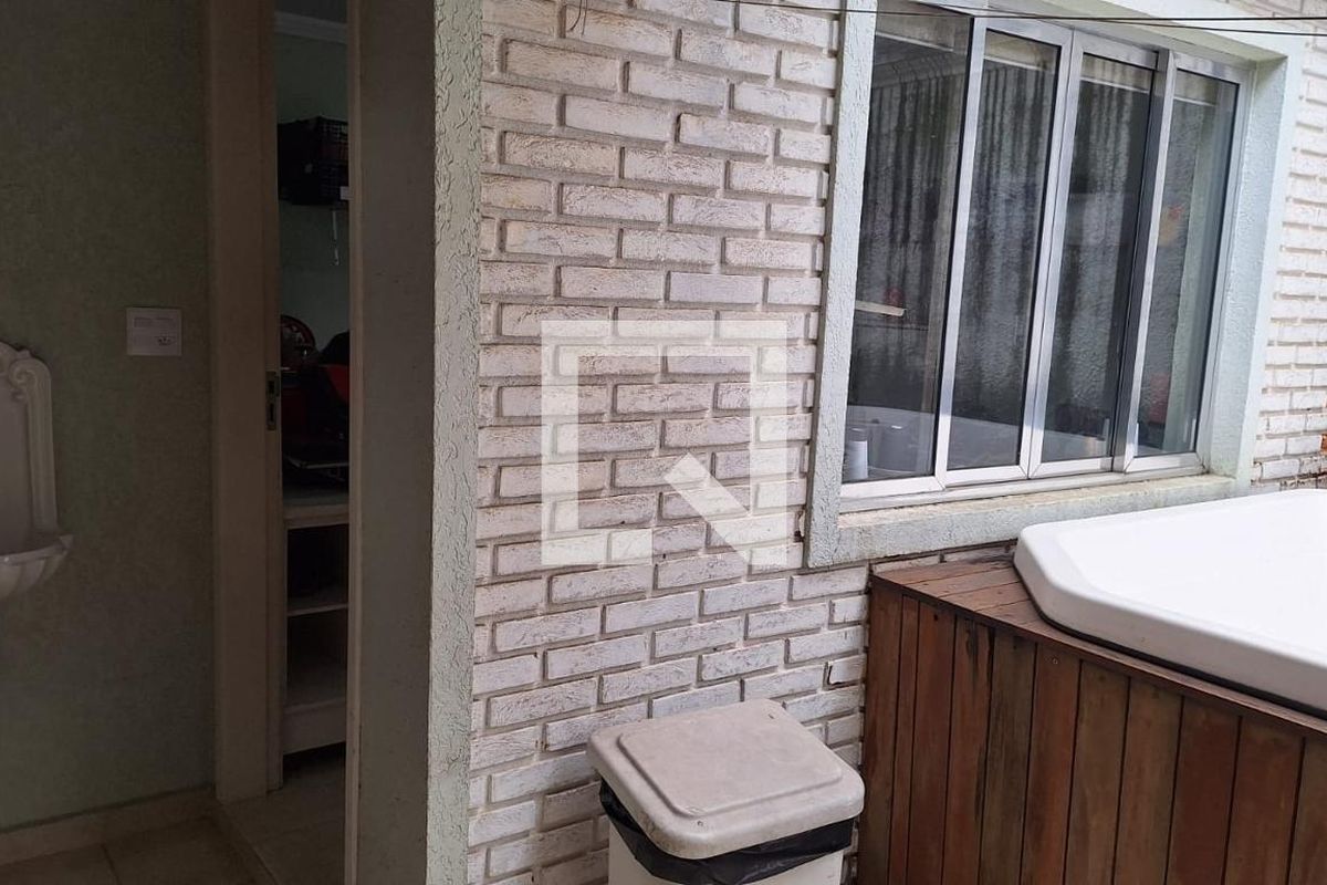Casa, 4 quartos, 240 m² - Foto 22