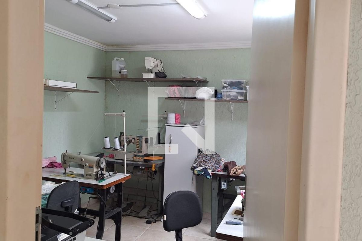 Casa, 4 quartos, 240 m² - Foto 16