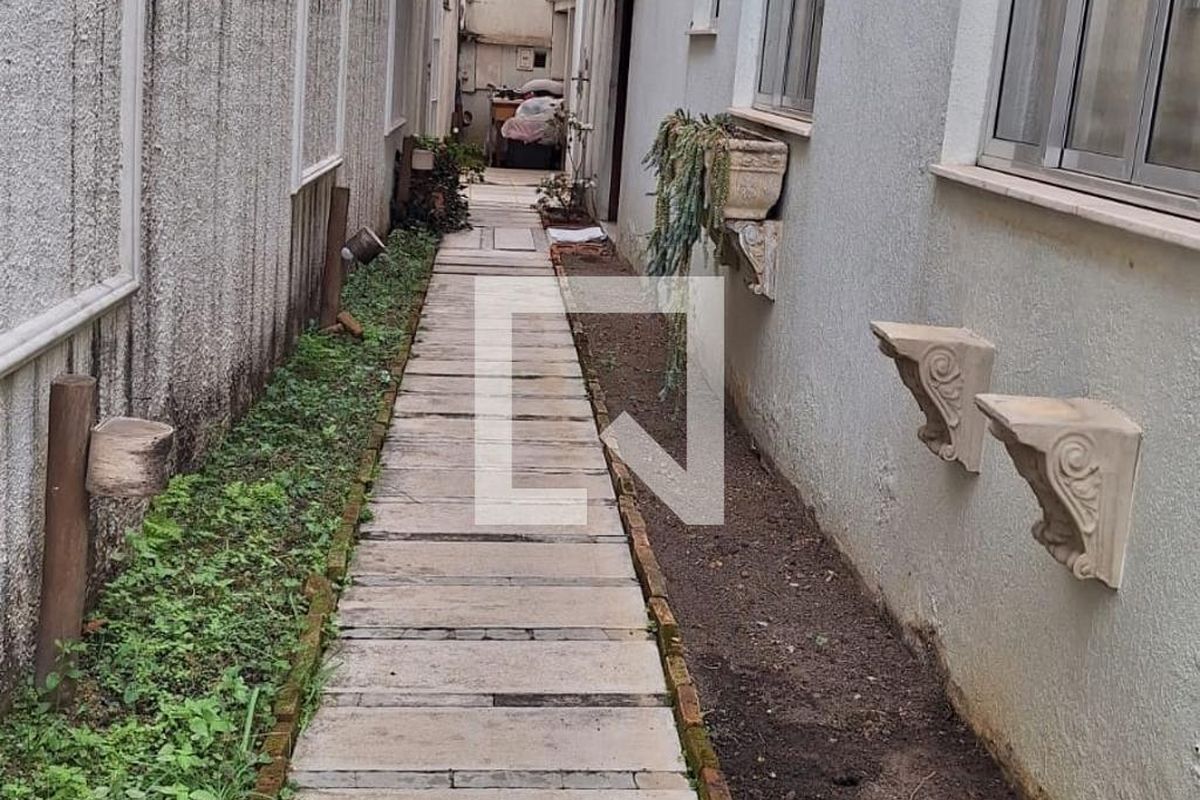 Casa, 4 quartos, 240 m² - Foto 29