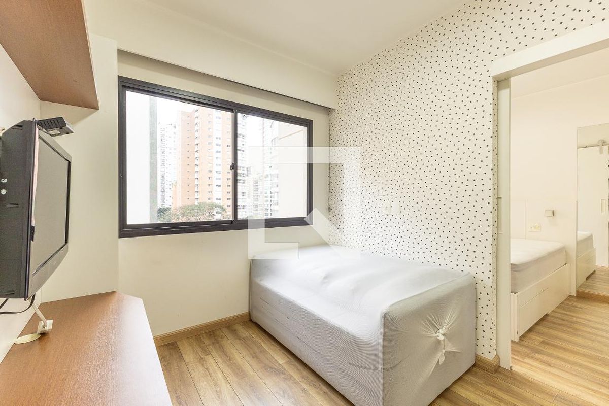 Apartamento, 1 quarto, 27 m² - Foto 2
