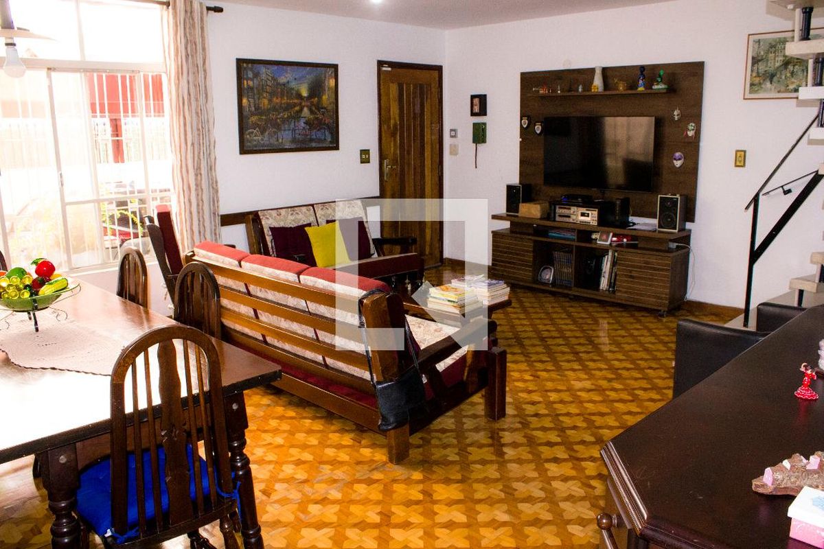 Casa, 4 quartos, 150 m² - Foto 1
