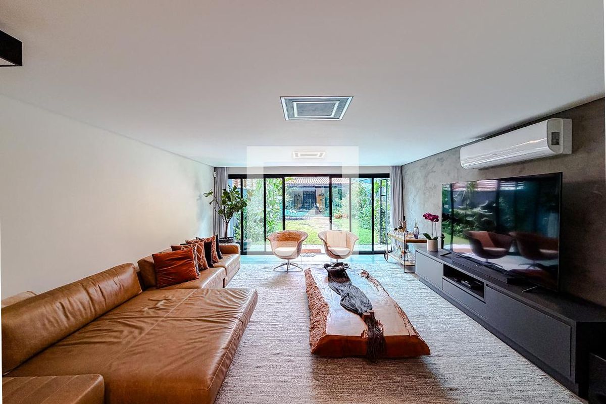 Casa, 3 quartos, 350 m² - Foto 1