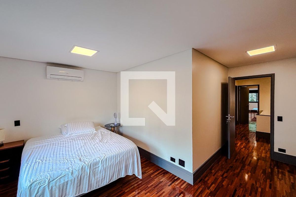 Casa, 3 quartos, 350 m² - Foto 23