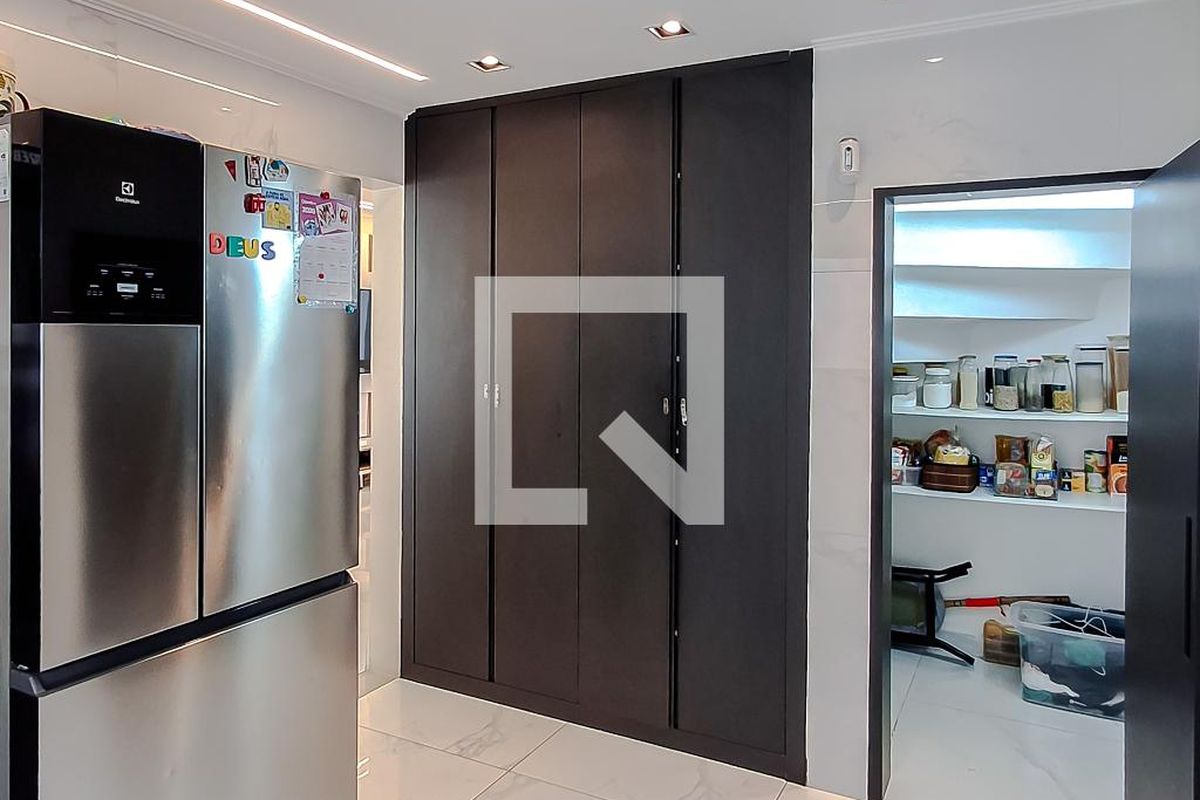 Casa, 3 quartos, 280 m² - Foto 43