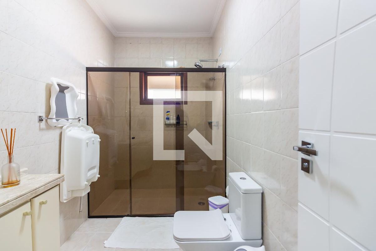 Casa, 3 quartos, 329 m² - Foto 36