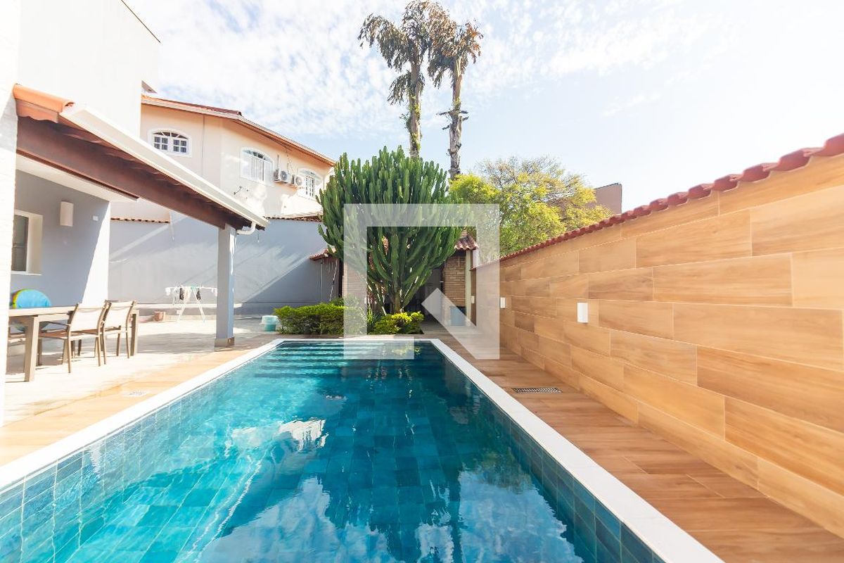 Casa, 3 quartos, 329 m² - Foto 57