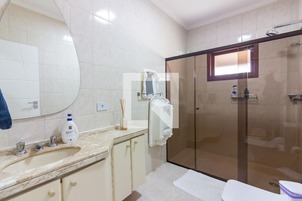 Casa, 3 quartos, 329 m² - Foto 35