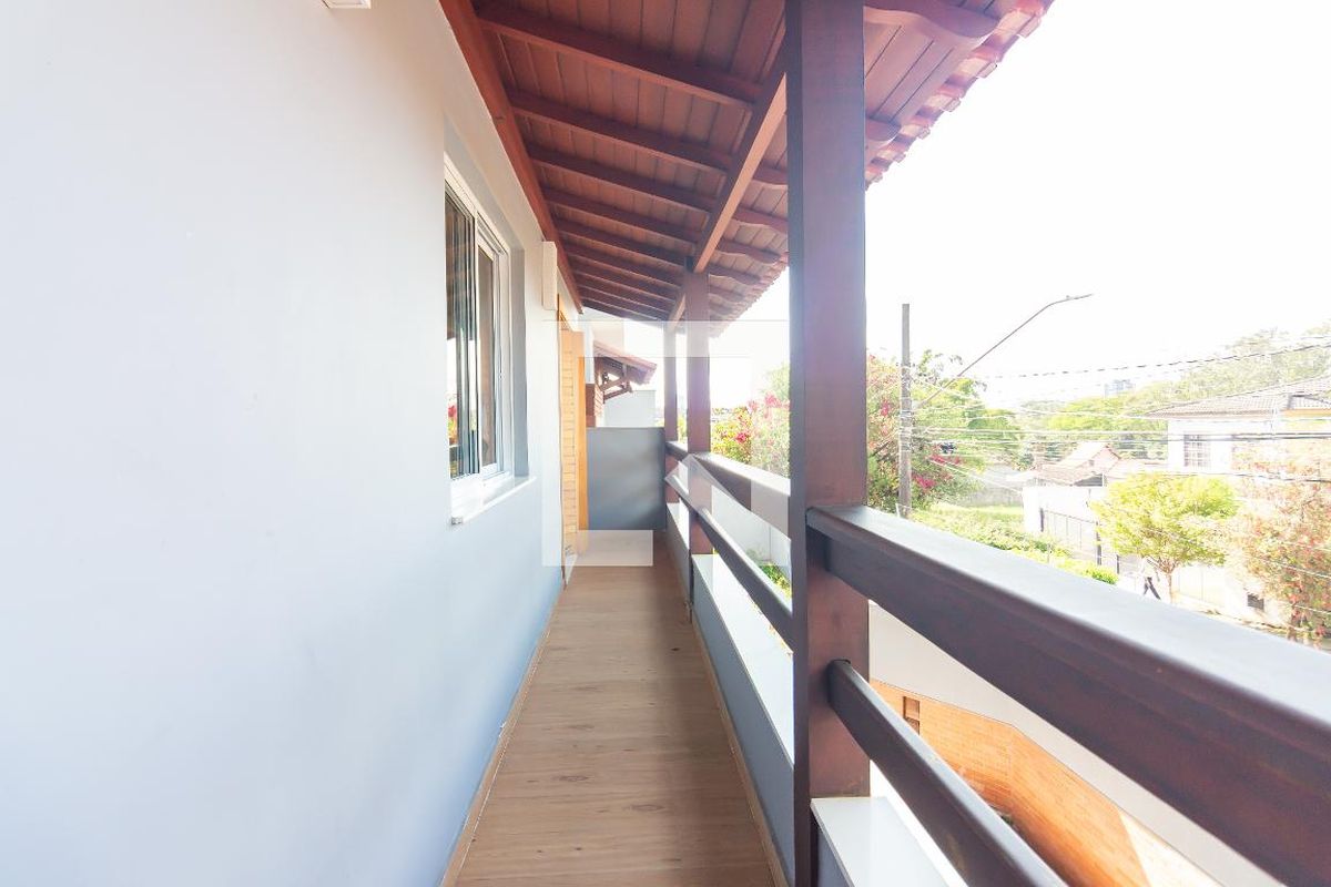 Casa, 3 quartos, 329 m² - Foto 8