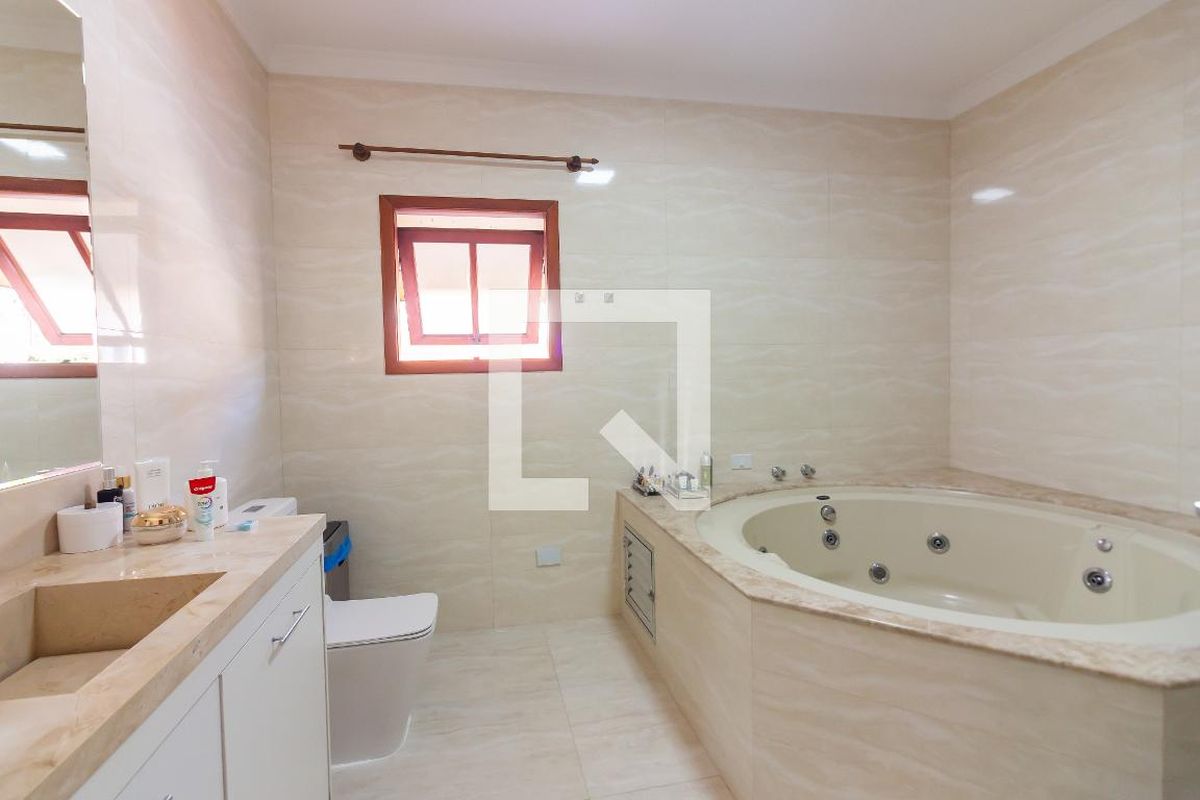 Casa, 3 quartos, 329 m² - Foto 30