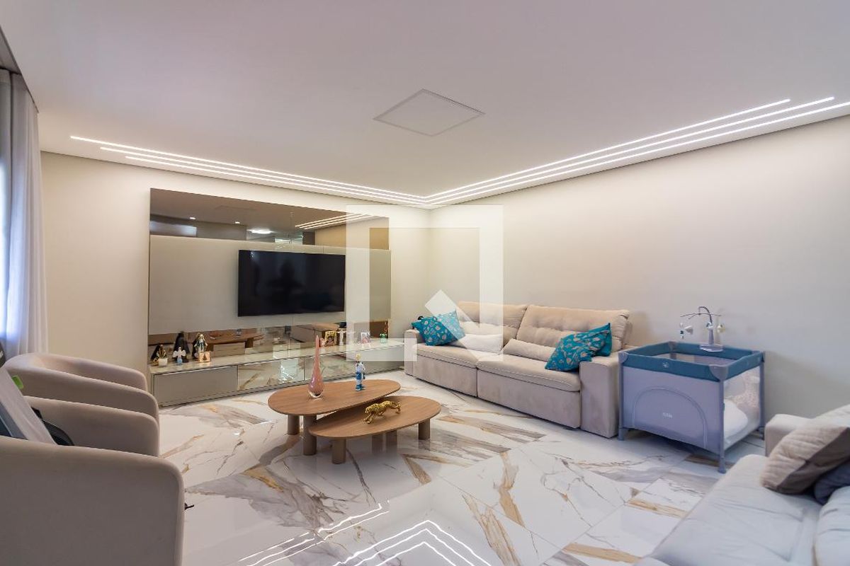 Casa, 3 quartos, 329 m² - Foto 2