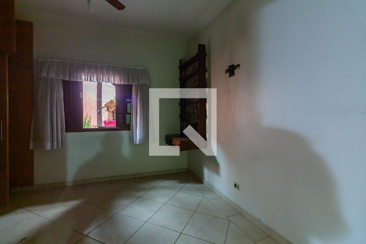 Casa, 3 quartos, 180 m² - Foto 28